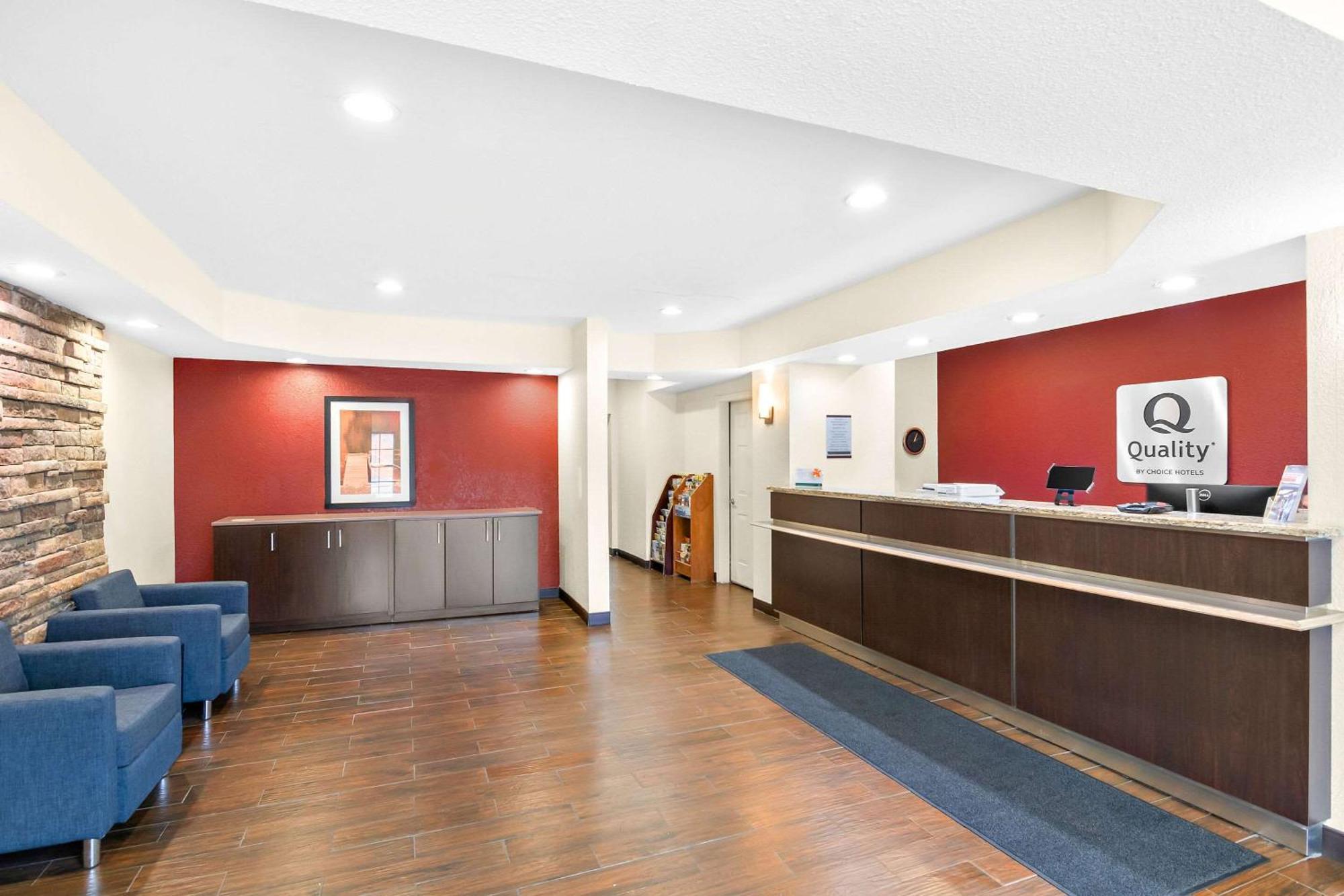Red Roof Inn Glens Falls - Lake George Queensbury Exterior foto