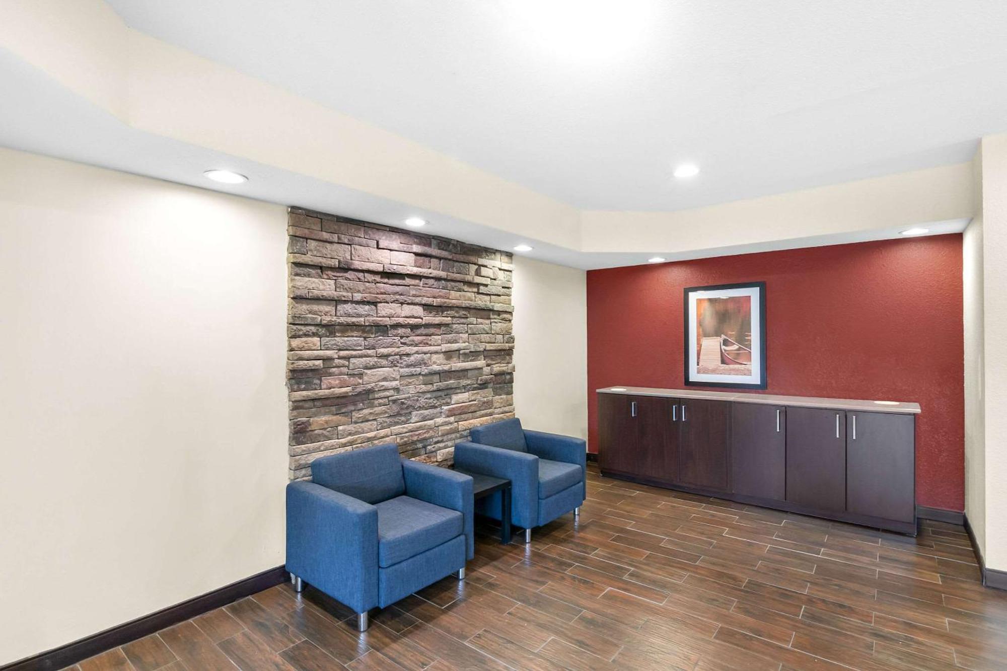 Red Roof Inn Glens Falls - Lake George Queensbury Exterior foto