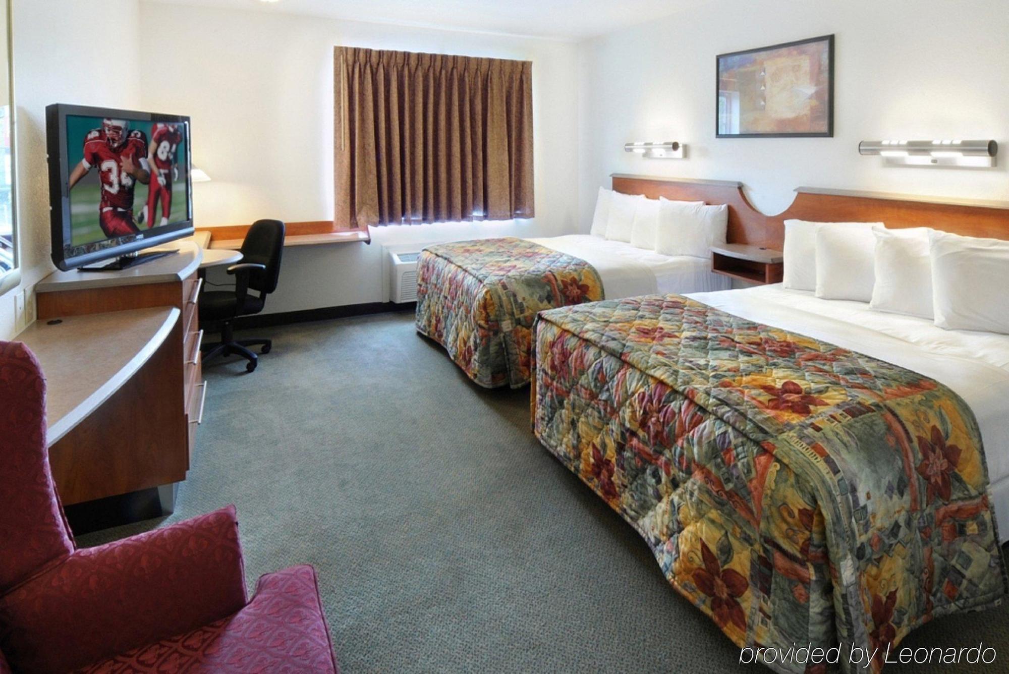 Red Roof Inn Glens Falls - Lake George Queensbury Zimmer foto